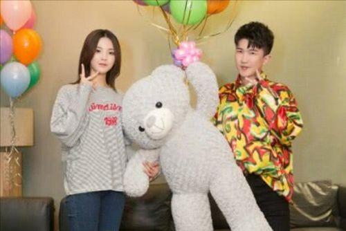 娱乐圈吃瓜 博主,揭秘明星背后的故事与真相